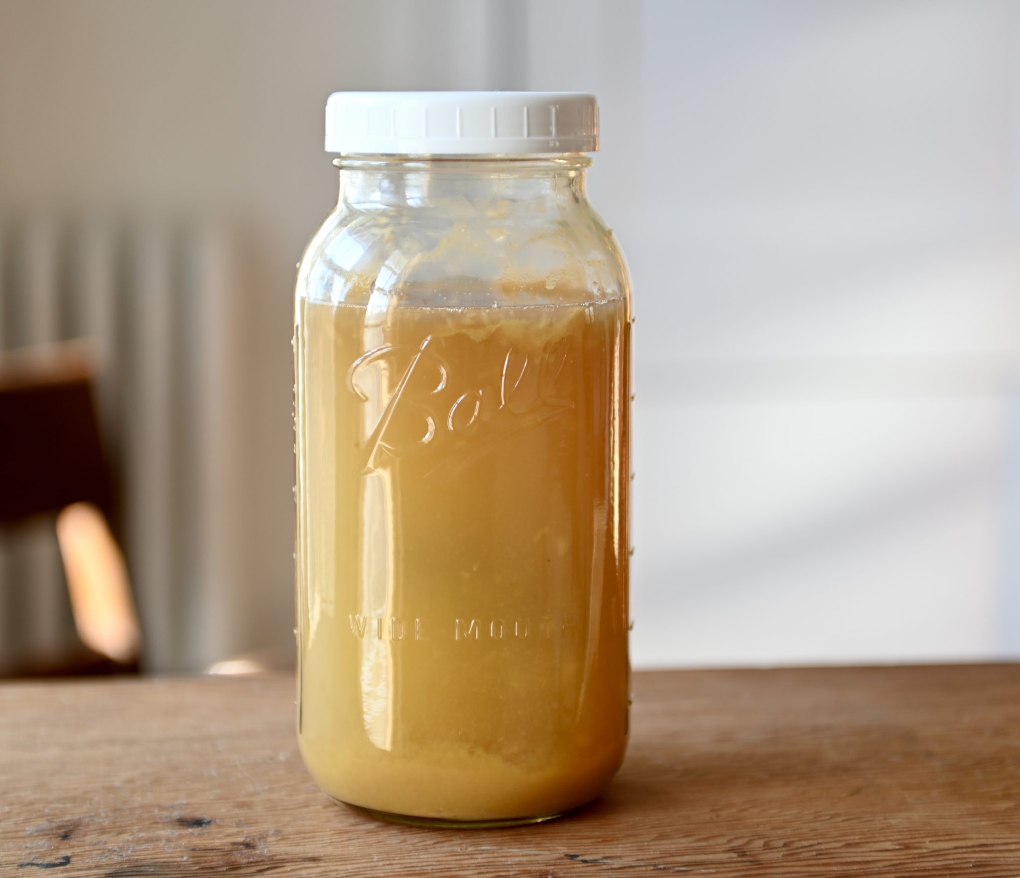 add the mother to fresh-squeezed apple juice