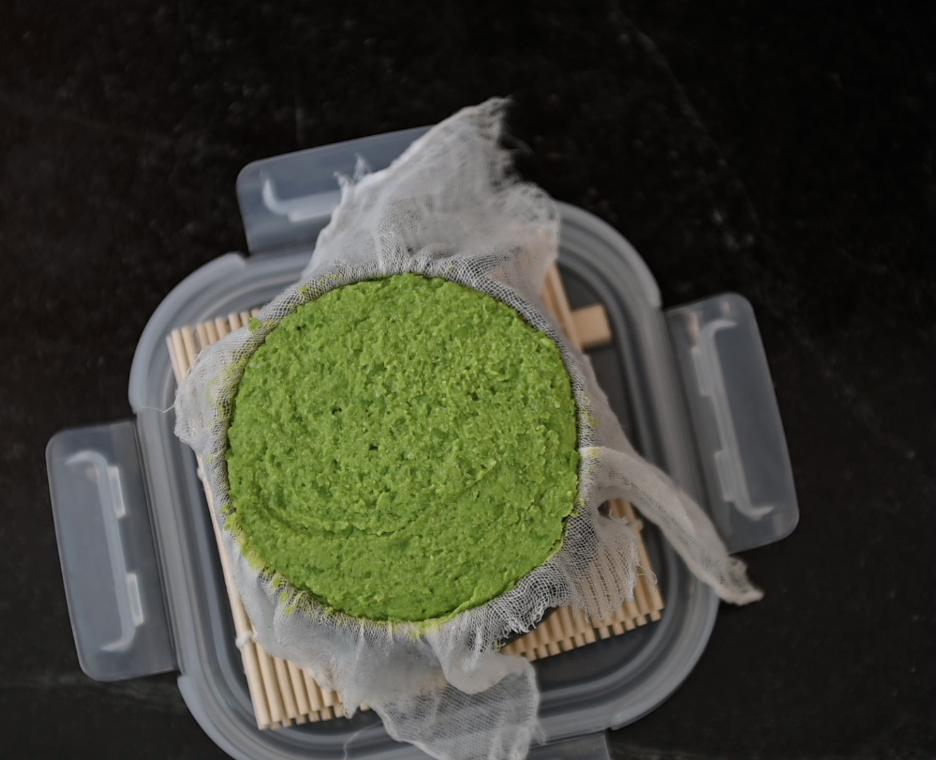 forming green pea paste